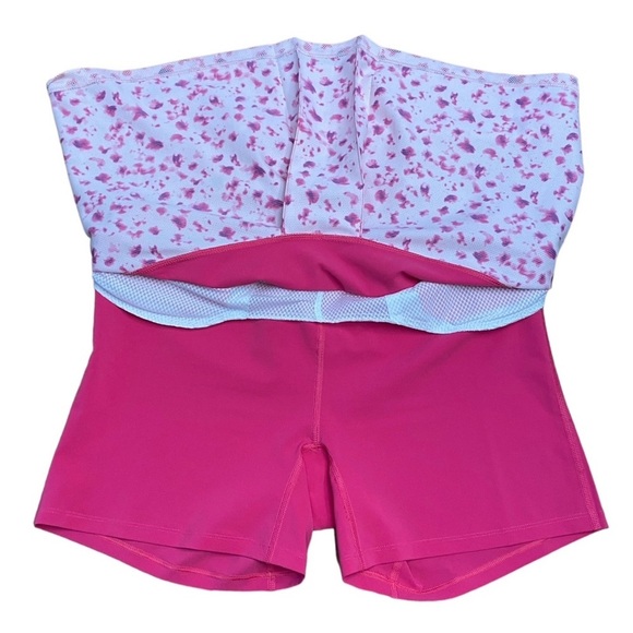 Adidas, Pull On Golf Skort, Size Medium, Pink & White  🏌️‍♀️ - Picture 4 of 10